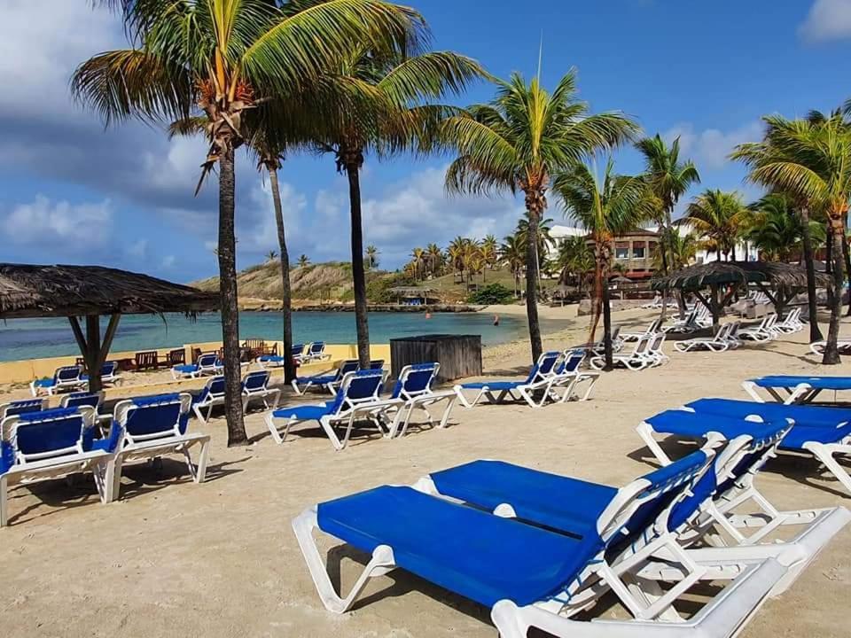 Studio Le Titoune Acces Plage St-Francois Avec Reservoir D'Eau Automatique سانت فرانسوا المظهر الخارجي الصورة